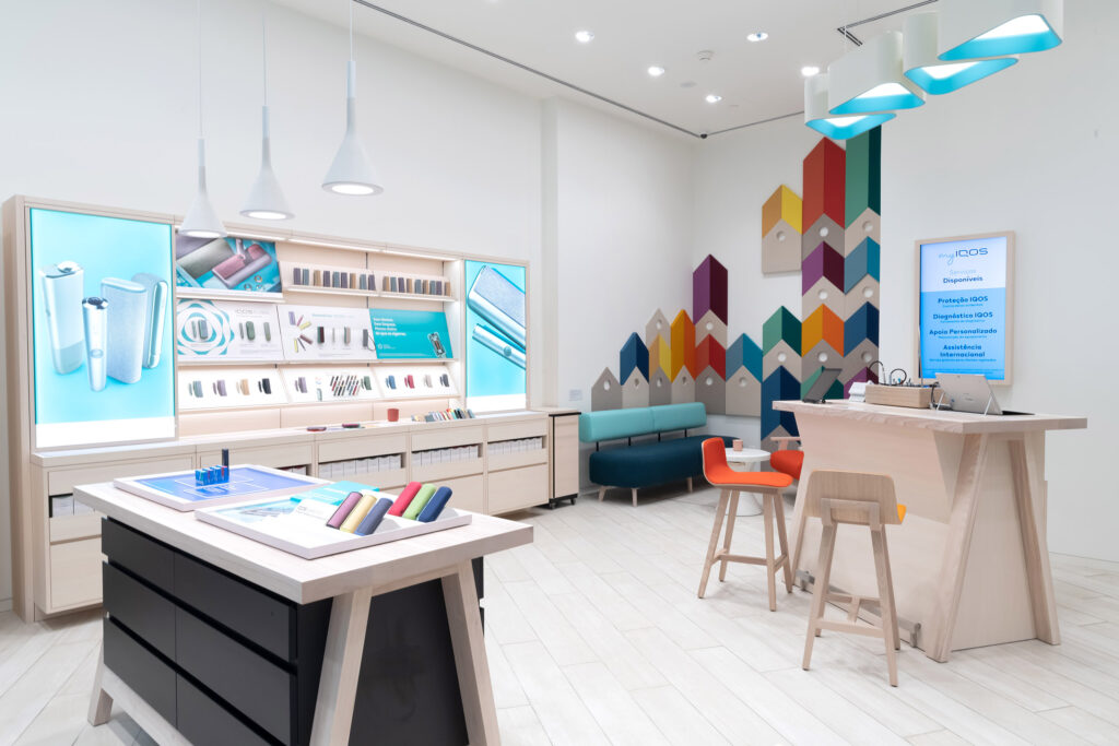 IQOS Gaiashopping Porto by TJC