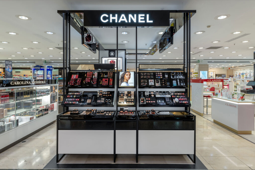 Chanel store at El Corte Inglés Siete Palmas