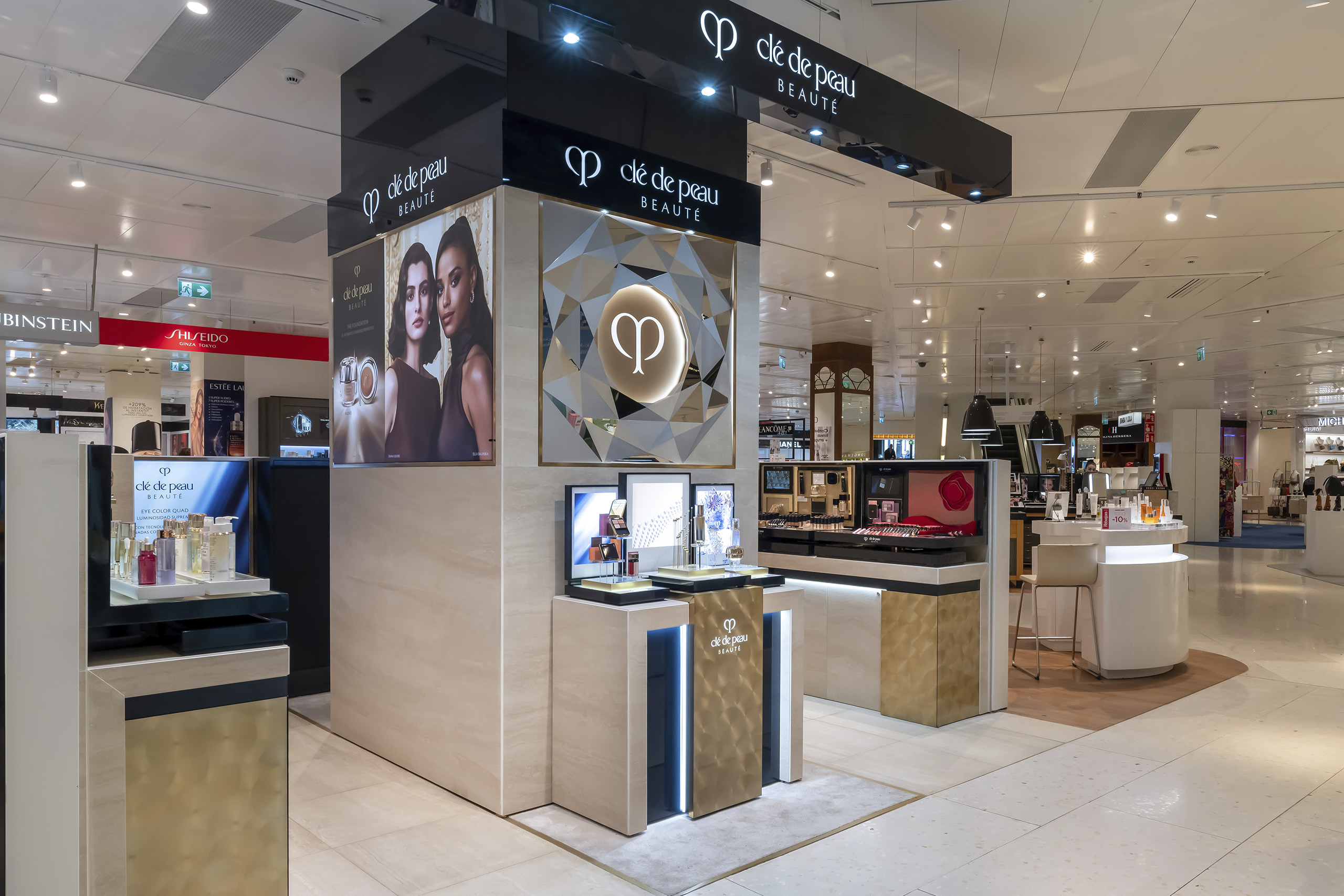 Clé de Peau Beauté El Corte Inglés Plaza de Cataluña Barcelona