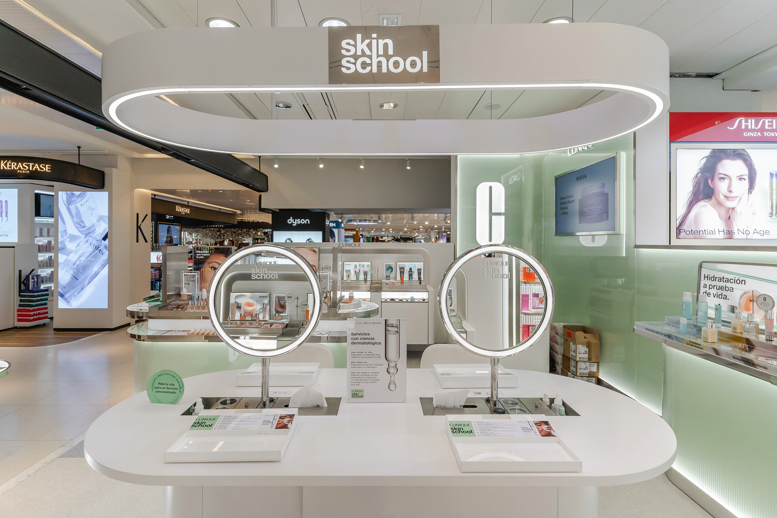 Clinique store at El Corte Inglés Castellana Madrid